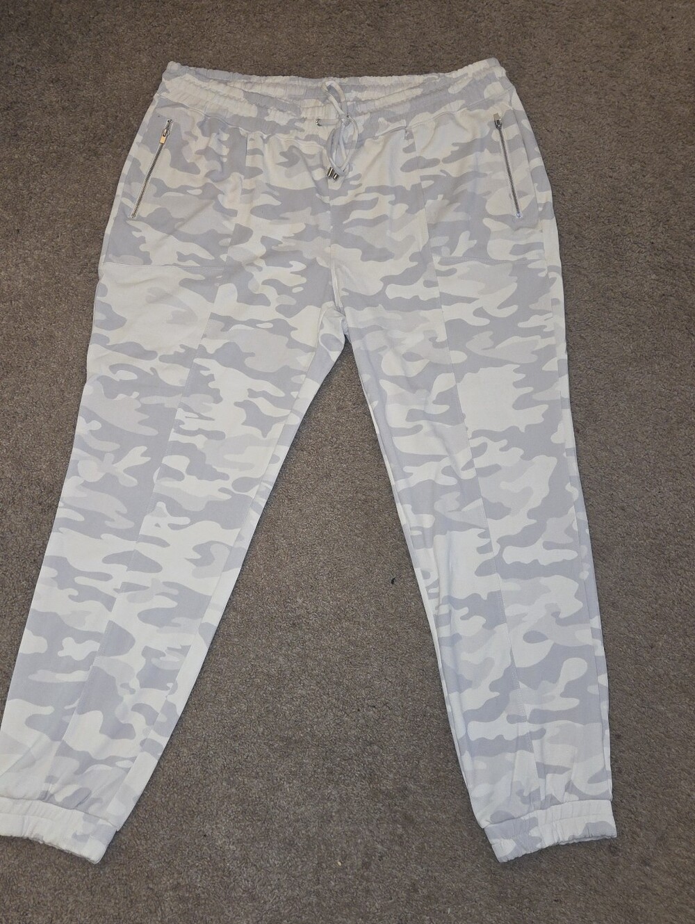 Camouflage joggers - Chicos size 3R - super soft and like-new